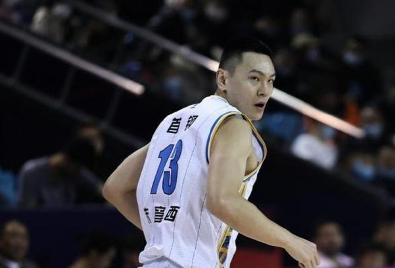 并没有完成注册！3大老将即将退役，告别CBA舞台！